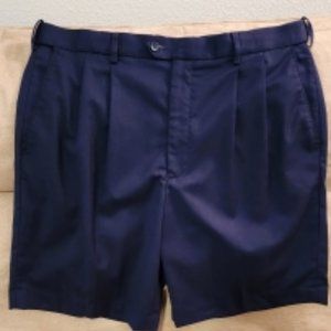 LIKE NEW EXCELLENT CONDITION Bocaccio Relaxed-Fit Back-Elastic Shorts Size 36